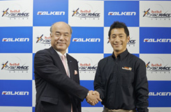 Left:SRI’s President Ikeda Right:Pilot Yoshihide Muroya