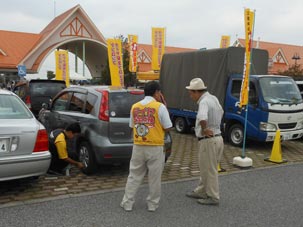 タイヤ点検活動【道の駅 アグリパークゆめすぎと(埼玉県北葛飾郡)】