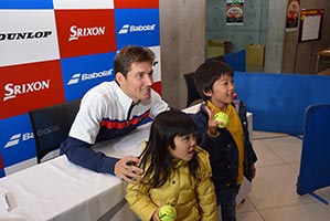 男子シングルス優勝のエブデン選手