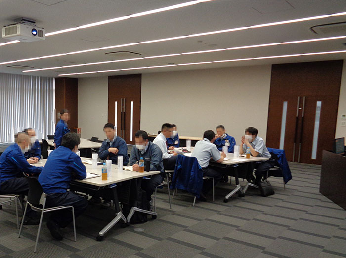 Unconscious bias training scene for manufacturing site managers