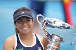 車いすテニス部門 女子シングルス優勝 上地結衣選手