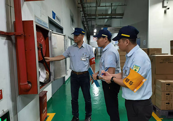防災自主監査の様子　中国（中山）工場